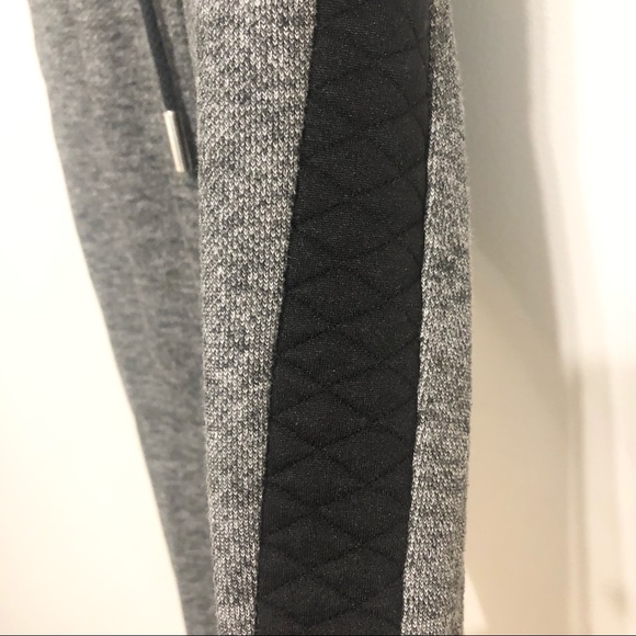 🚫 SOLD | Gray & Black Jogger Pull on Sweatpants w/ Pockets - Picture 5 of 10